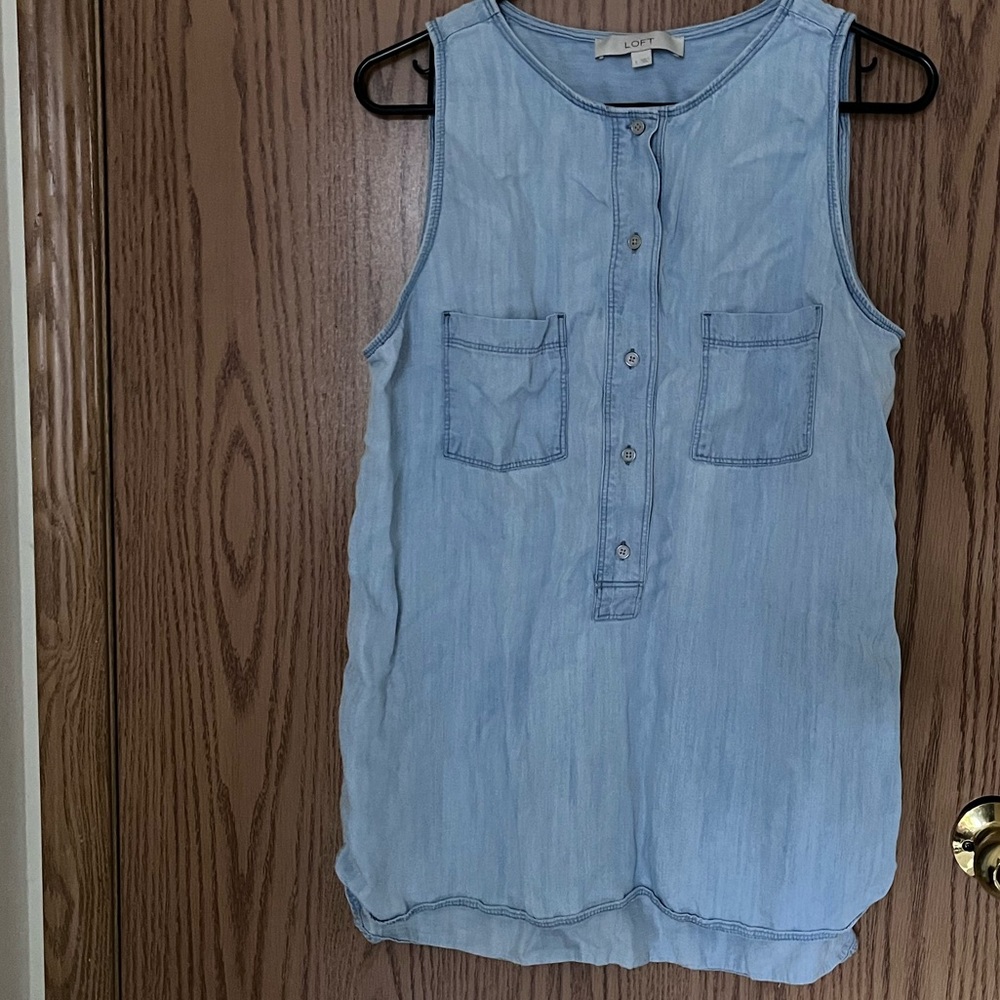 LOFT light chambray tank top